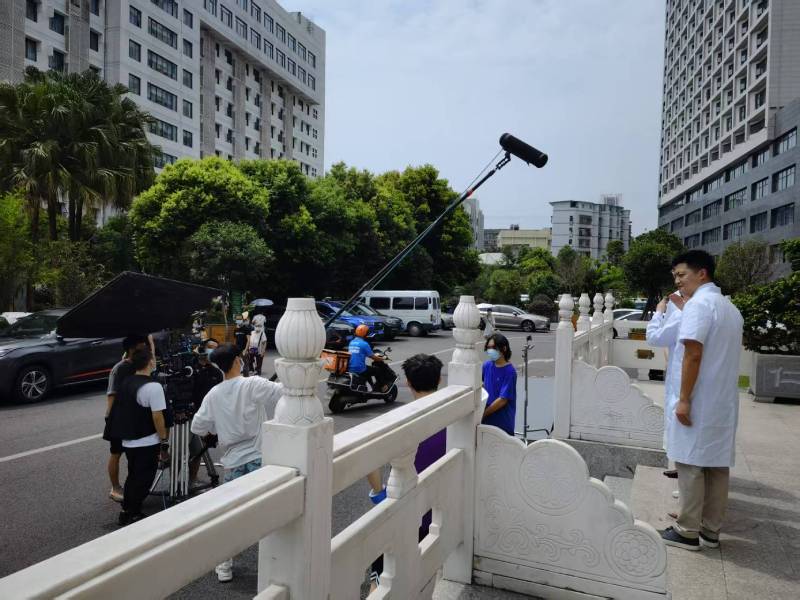 依兰县广告片拍摄公司低成本实现高规格制作的诀窍